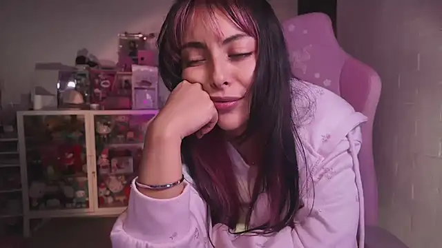 Chat XXX Live kaithra
