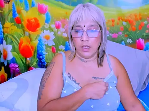 indianroxy: онлайн-секс-чат