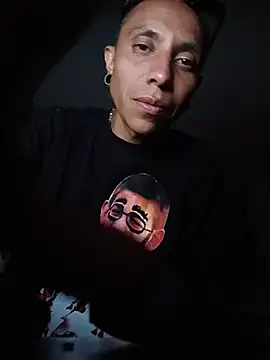 WedgingClinker লাইভ XXX চ্যাট