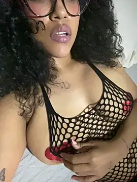 Kittybrown18 élő XXX-chatje