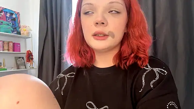 SmilingCutie's Live XXX Chat