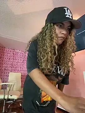 AngelPinkk_のライブXXXチャット