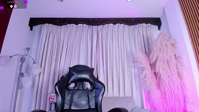 alejagarcia_のライブXXXチャット