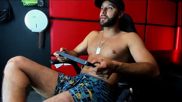 Mike333_ Live XXX-chat