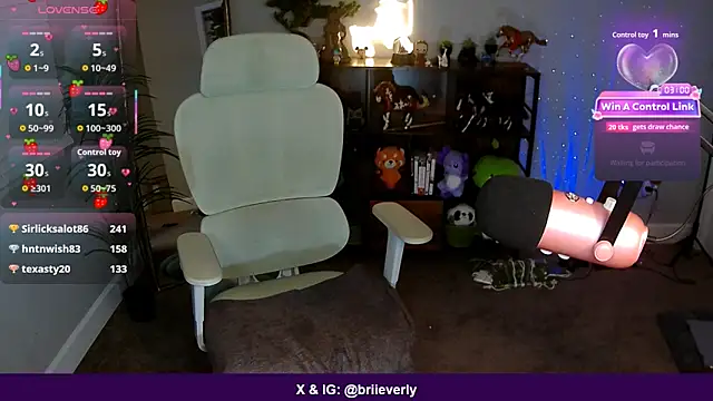 Chatroom XXX en direct de Briieverly