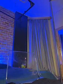 GrayAndrews' Live XXX Chat