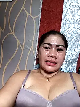 SweetChubbyMommy_02のライブXXXチャット