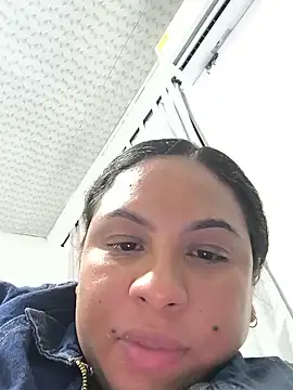 Chatroom XXX en direct de Francesca_ferrari
