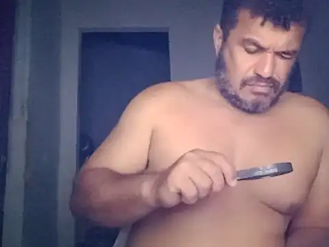 tarra122's Live XXX Chat