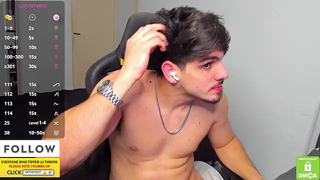 Derekksc's Live XXX Chat