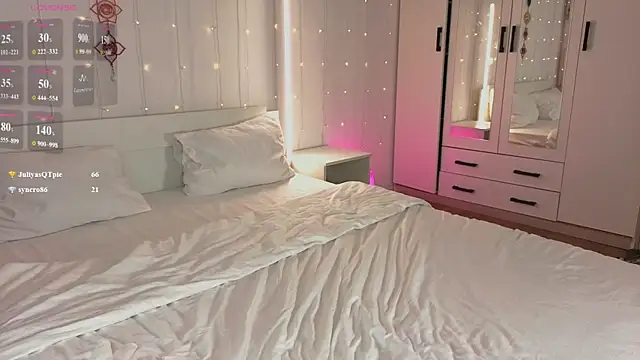JuliyaAngel Chat XXX in diretta