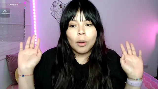EllieMoonX Chat XXX in diretta