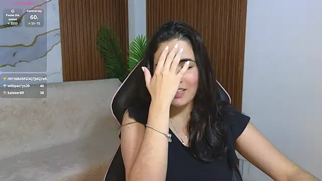 Chat +18 de Loren_Tay ao vivo