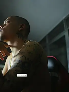 Онлайн чат XXX AlphaMasterXxx
