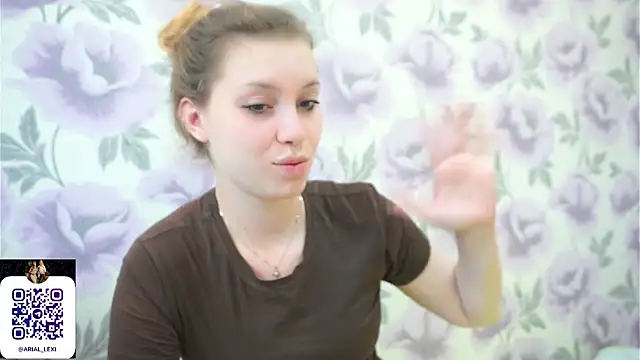 Sairallyn's Live XXX Chat