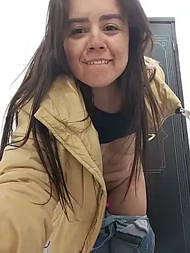 karlagiraldo198のライブXXXチャット