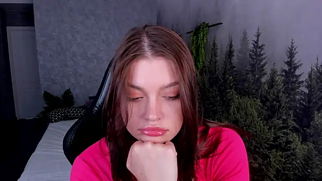 XXX chat uživo modela Maya-Mimi
