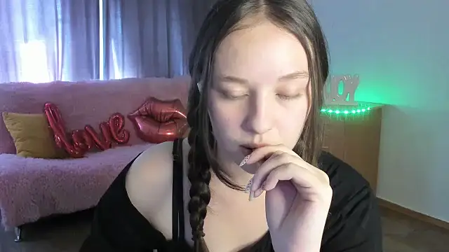 Czat XXX na żywo – PureLedy