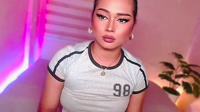 Sabrina_WolfstellerのライブXXXチャット