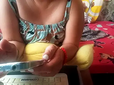 Chat +18 de Chloe_HotandSpicy22 ao vivo