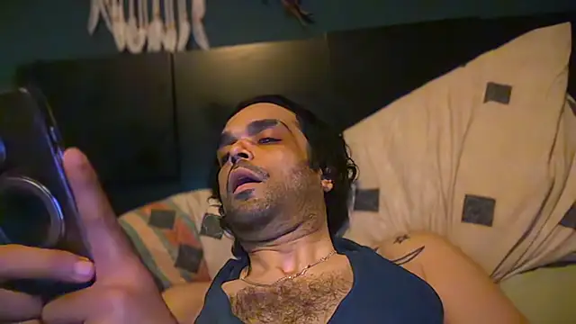 icebergslim281 élő XXX-chatje