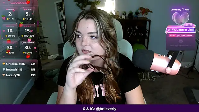 Czat XXX na żywo – Briieverly
