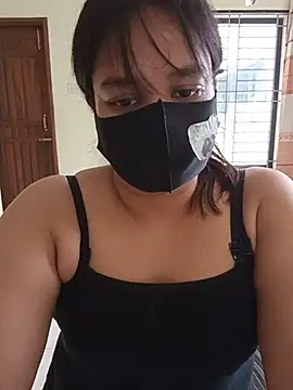 Neha-71 élő XXX-chatje