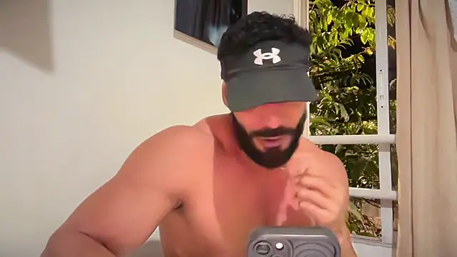 romeolovedark Chat XXX live