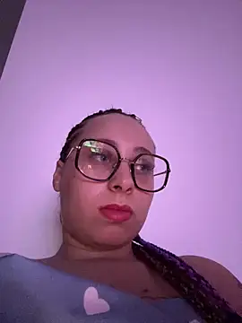 Živý XXX chat queenlo_xxx