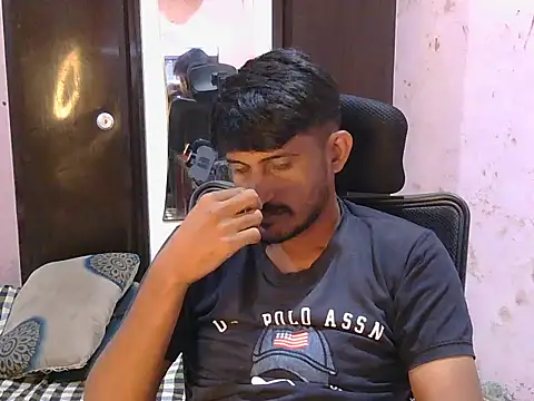 HotXKrish 라이브 XXX 채팅