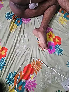צ'אט XXX בשידור חי של akkubab