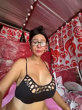 Chatroom XXX en direct de sweetieme