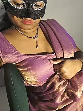 DIRTYSECRET_QUEEN_07 Chat XXX in diretta