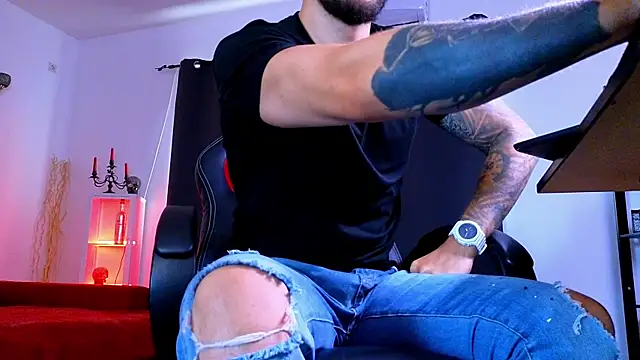 Chat XXX Live MightyAaron66