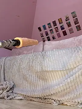 XXX chat uživo modela Rinamay_