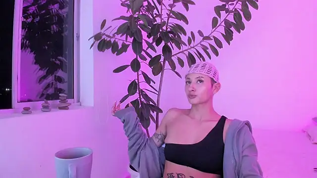 vandalovee_ Live XXX-chat