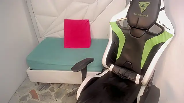 sombra_18 라이브 XXX 채팅