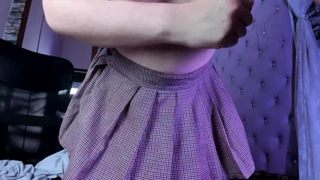 Pamela_Squirtt 现场XXX聊天