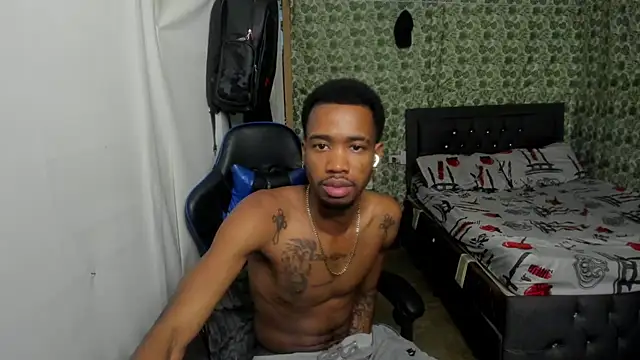 Kofi_exotic_2 现场XXX聊天