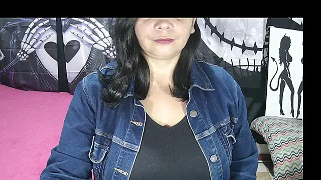 XXX chat uživo modela vivian-milf