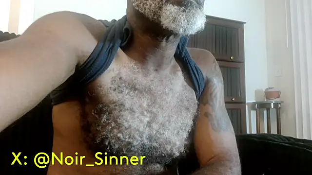 Chat XXX en directo de sinnernoir