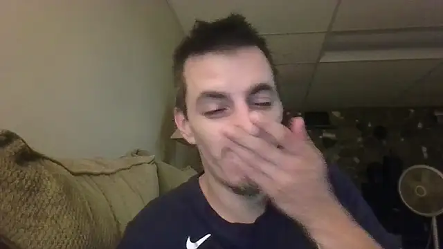 luverrboyy's Live XXX Chat