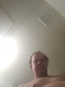 Chat +18 de yourMasterisBored ao vivo