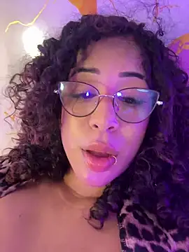Chatroom XXX en direct de Woo_isDaphne