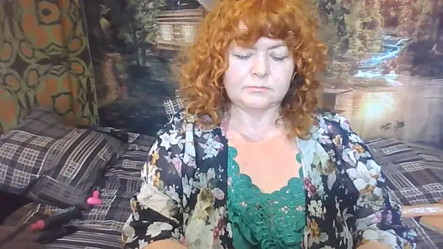 RoseRed69's Live XXX Chat