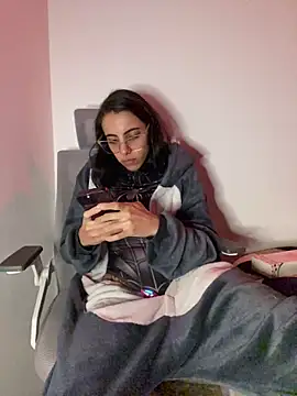 Poison_Ivy_29's Live XXX Chat