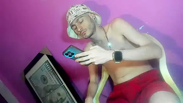 Chat XXX ao vivo de bigcockwhite777