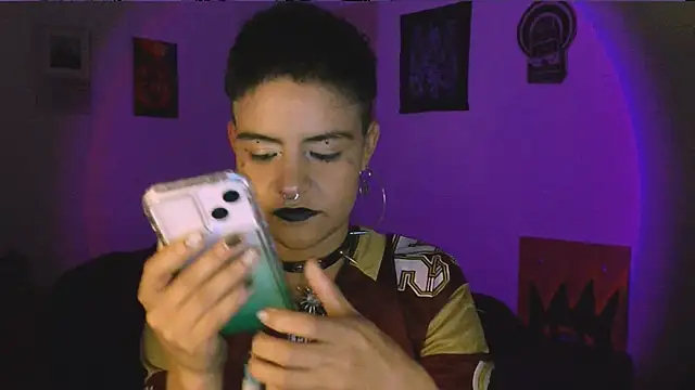 Živý XXX chat alex_one888