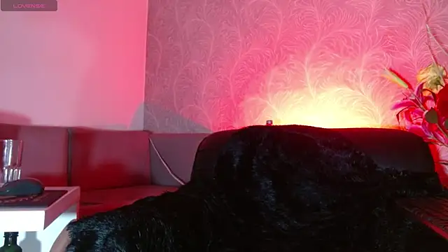 megan_queen12's Live XXX Chat