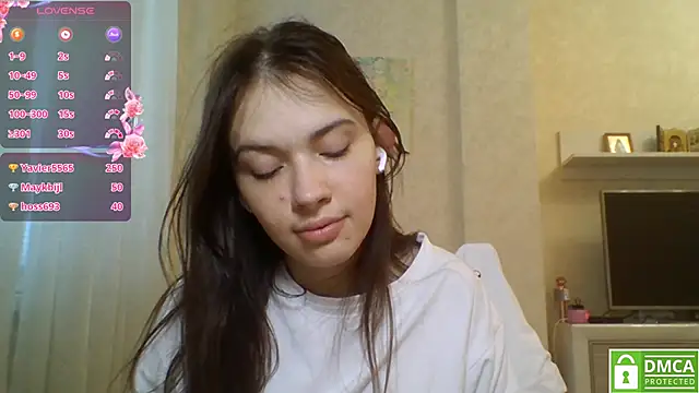 CeyaLier's Live XXX Chat